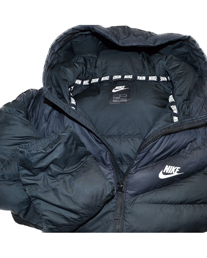 Nike winter jacket black L 12/13 years