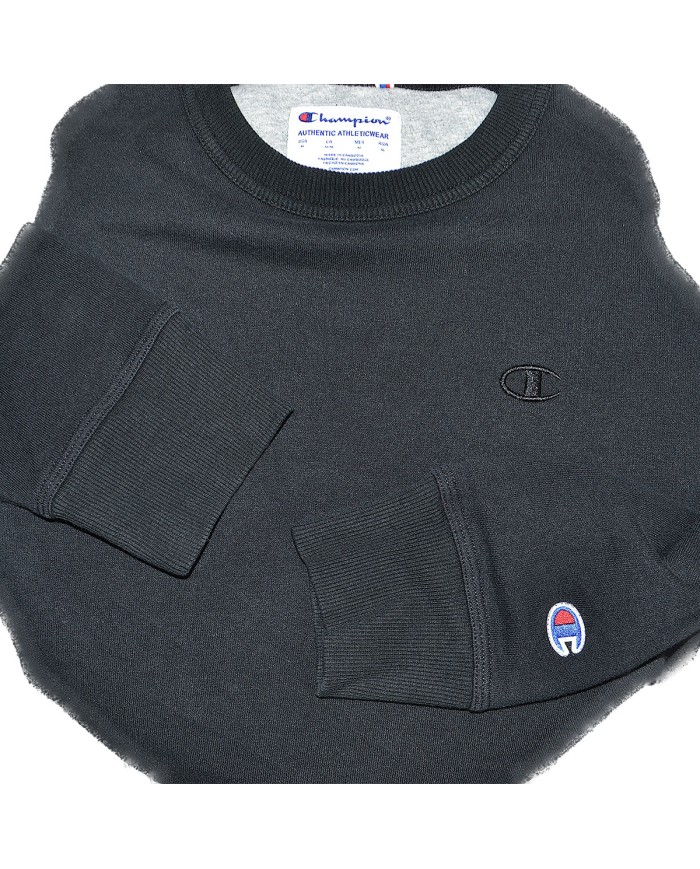 Champion sweater embroidered chest logo black M