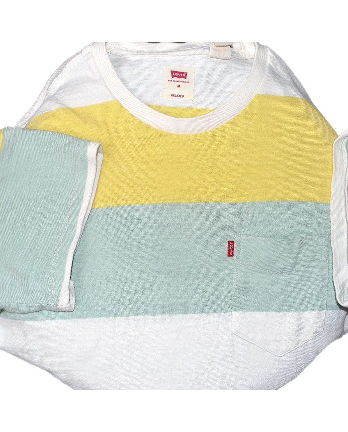 Levi's t-shirt relaxed chest pocket  multi colour M
