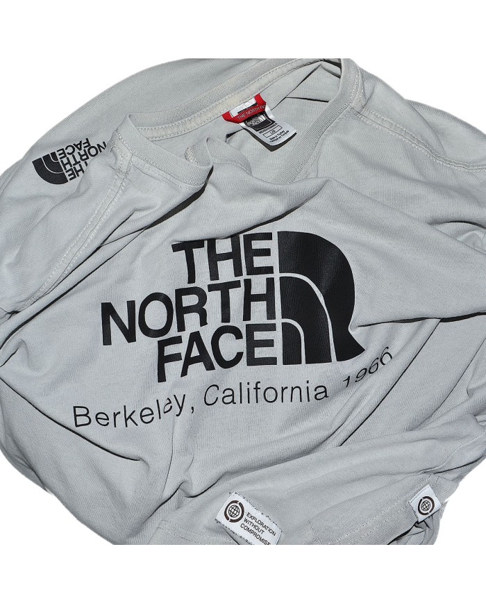 The North Face t-shirt front- sholder-logo taupe L