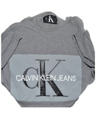 Calvin Klein t-shirt front logo gray M