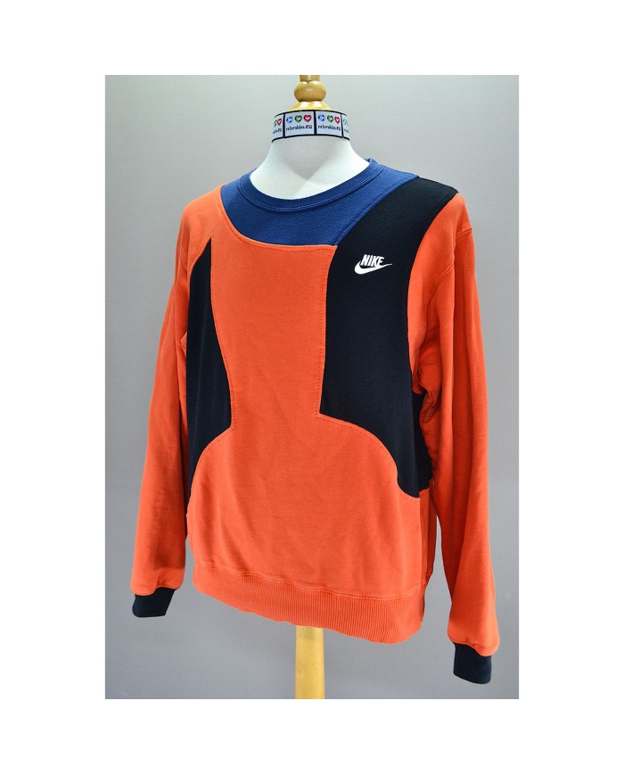 Nike reworked sweater black orange M