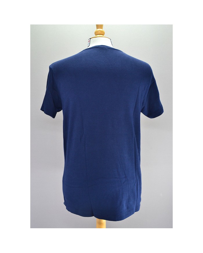 Hugo Boss t-shirt size XL