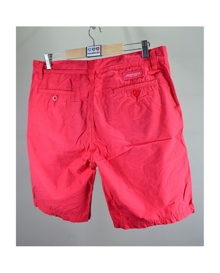 North Sails short red size 32