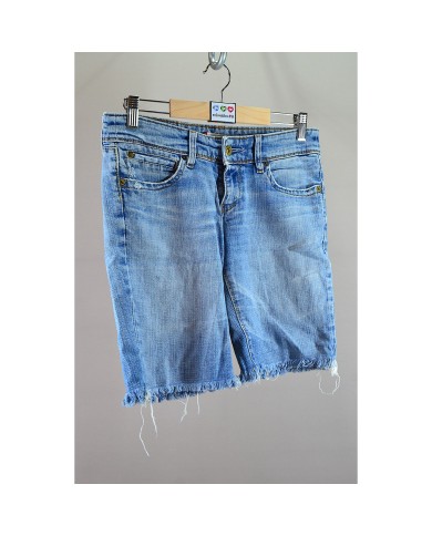 Levi's short denim size 28