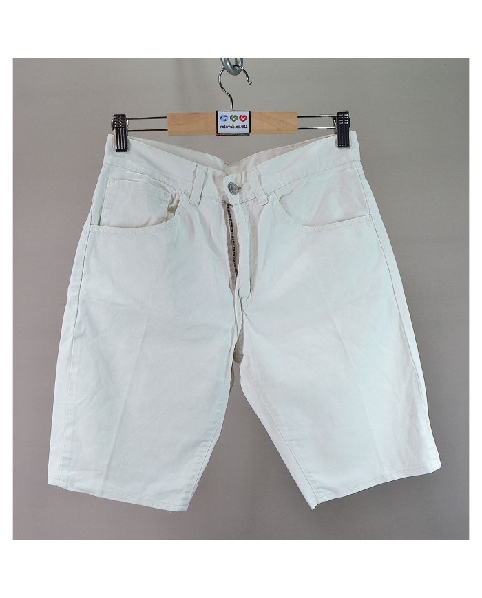 Levi's short white  size 28