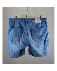 Levi's short denim size 33